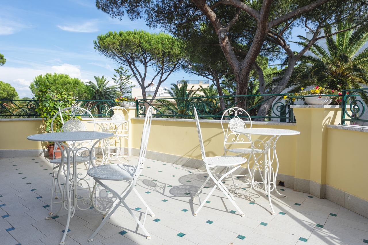 Villino Emanuele Panzió Santa Marinella Kültér fotó