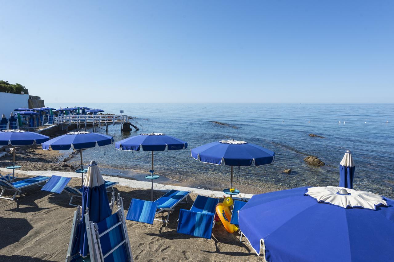 Villino Emanuele Panzió Santa Marinella Kültér fotó